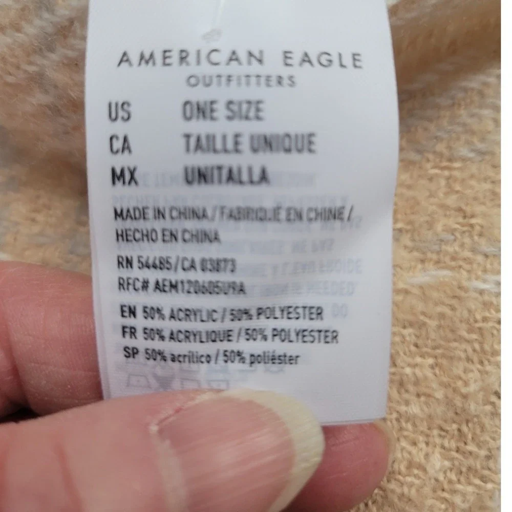 American Eagle Plaid Blanket Scarf Wrap Womens Size OS Tan Cream Fringe Cozy
